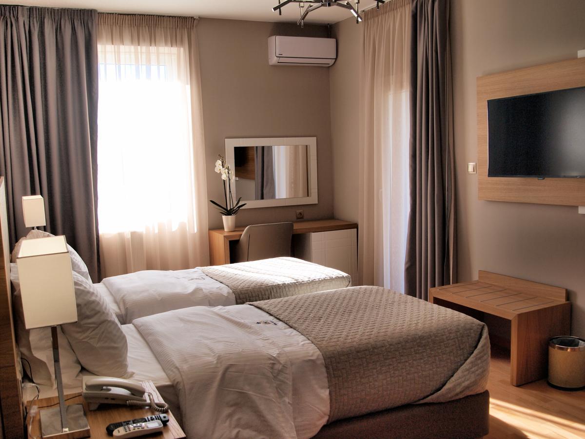 คิง ลอดจ์ - ลักชัวรี แอคคอมมอเดชั่น Hotel เอเธนส์ ภายนอก รูปภาพ