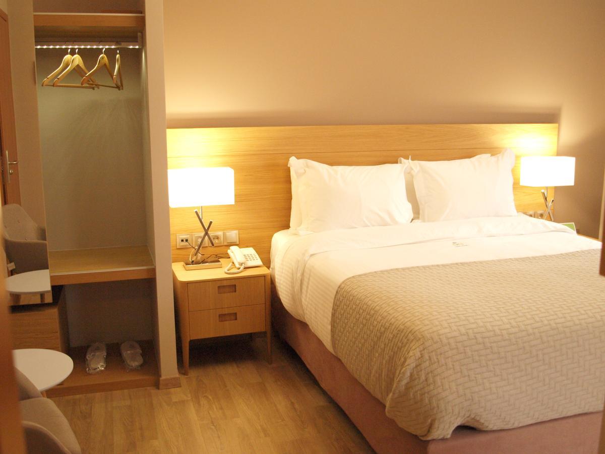 คิง ลอดจ์ - ลักชัวรี แอคคอมมอเดชั่น Hotel เอเธนส์ ภายนอก รูปภาพ